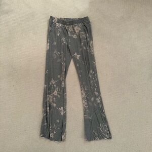 Chaser Gray and Pink Patterned Pants